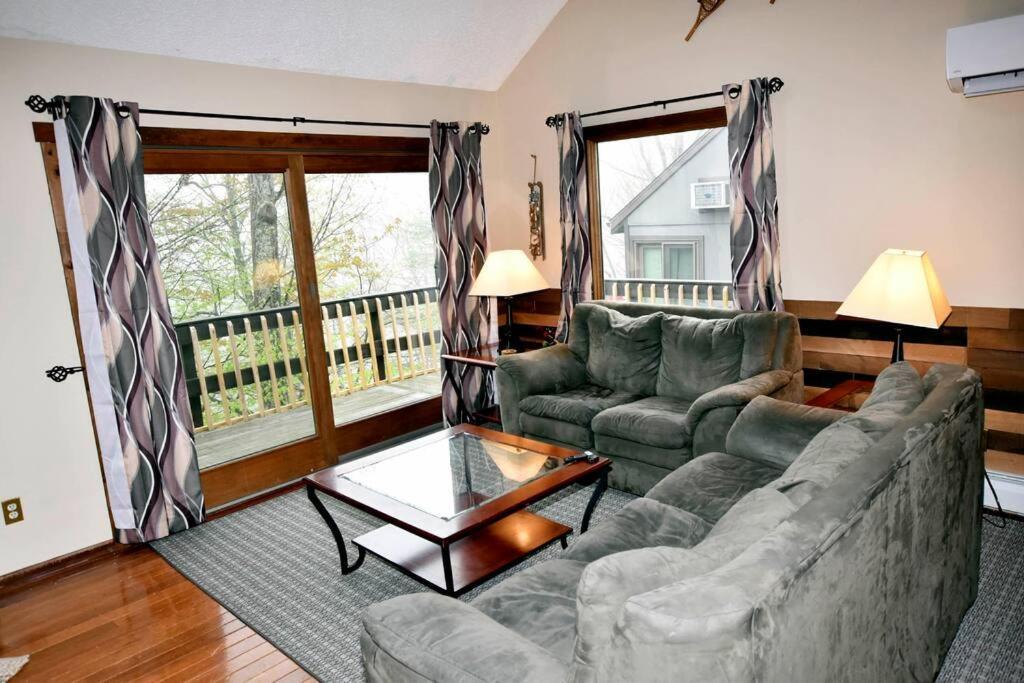 3-Bedroom Vacation Home Steps To Camelback Ski Area Ski-In Ski-Out Crescent Lake Exterior photo