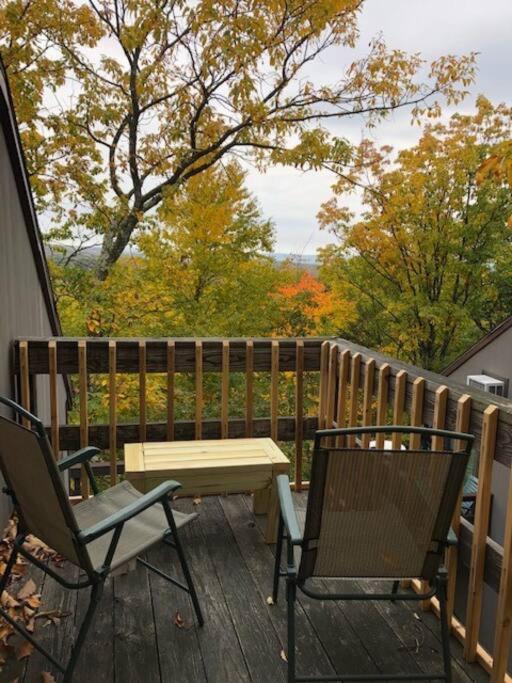 3-Bedroom Vacation Home Steps To Camelback Ski Area Ski-In Ski-Out Crescent Lake Exterior photo